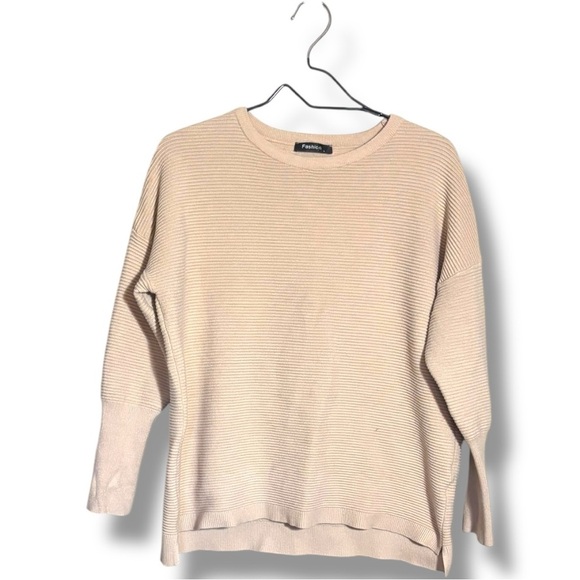 Fashion Cozy Horizontal Rib Knit Lighweight Cream Long Sleeve Crew Neck Sweater - Picture 11 of 14